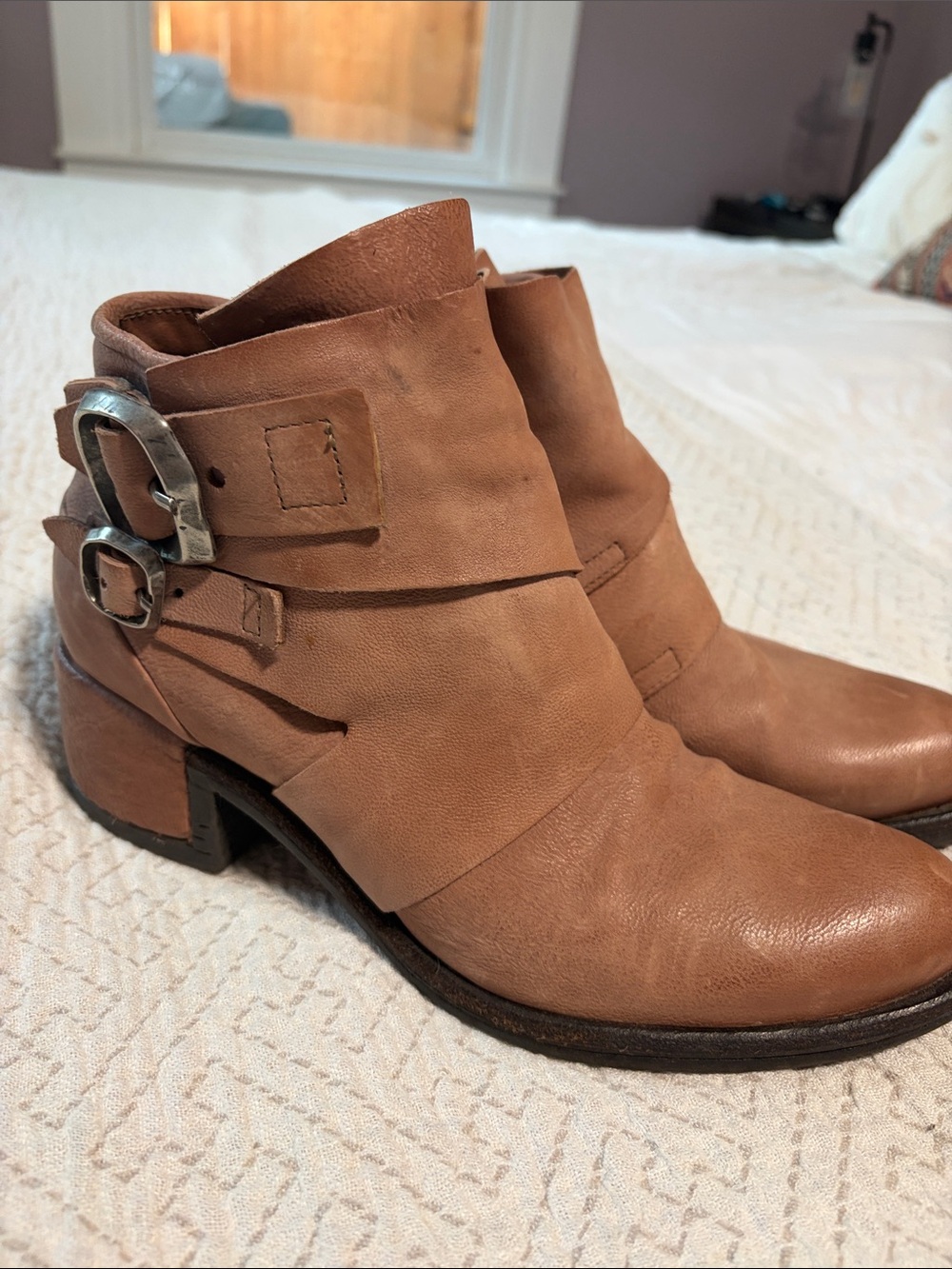 A.S. 98 Women’s Mauve Leather Ankle Boot with Buckle